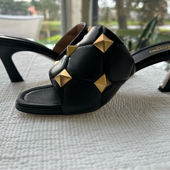 Valentino slides worn once pristine condition - Picture 2 of 8